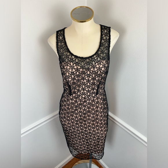 ANN TAYLOR Black Lace Overlay Sheath Dress | Size 2 - Picture 5 of 16